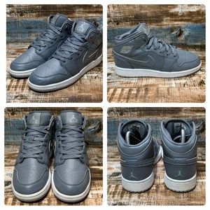 Air Jordan 1 Retro Mid